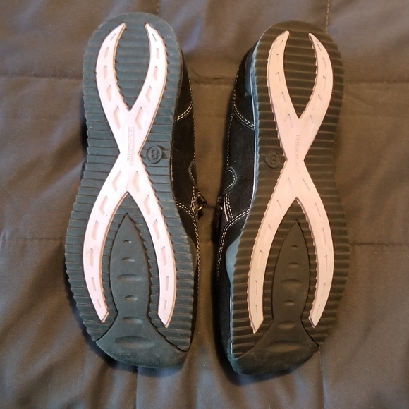 Predictions Black Mary Janes sz 8 - Picture 3 of 5